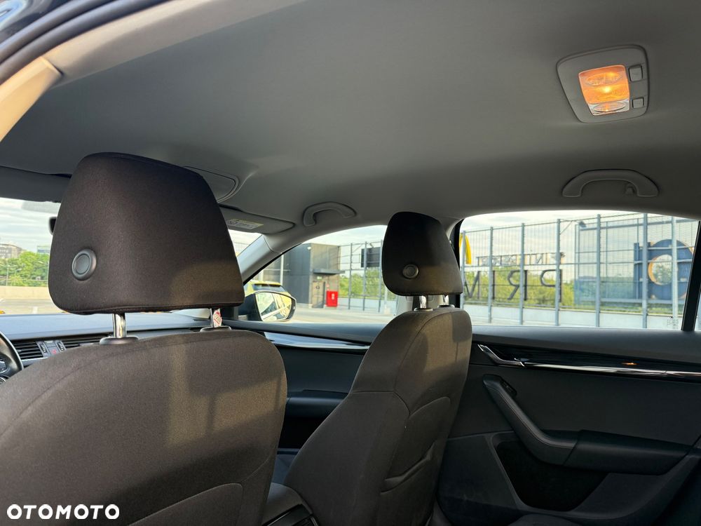 Skoda Octavia 1.5 TSI ACT Style - 11