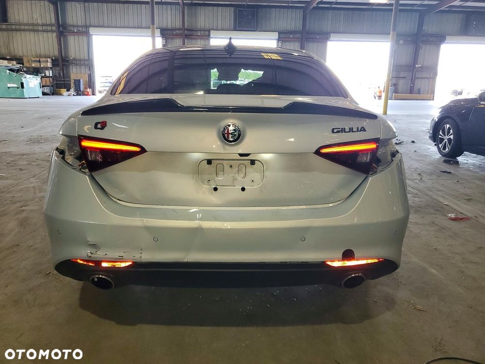 Alfa Romeo Giulia 2.0 Turbo Sprint - 7