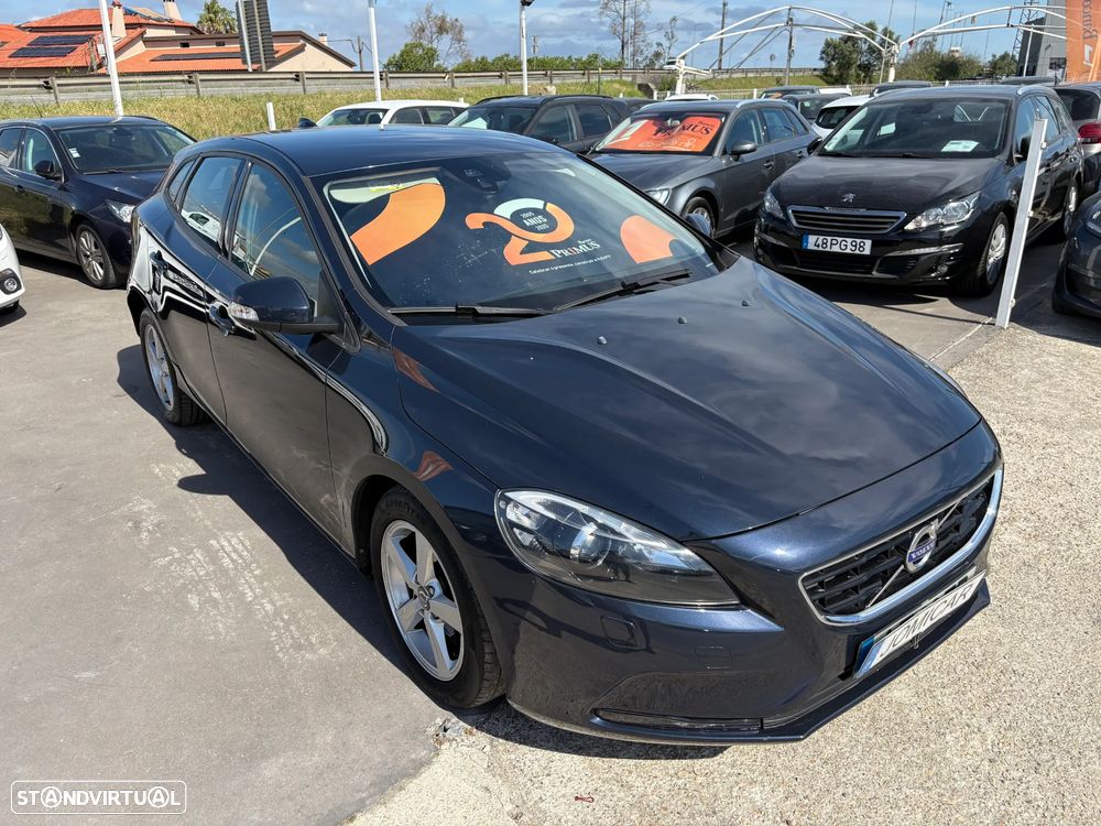 Volvo V40 D2 - 9