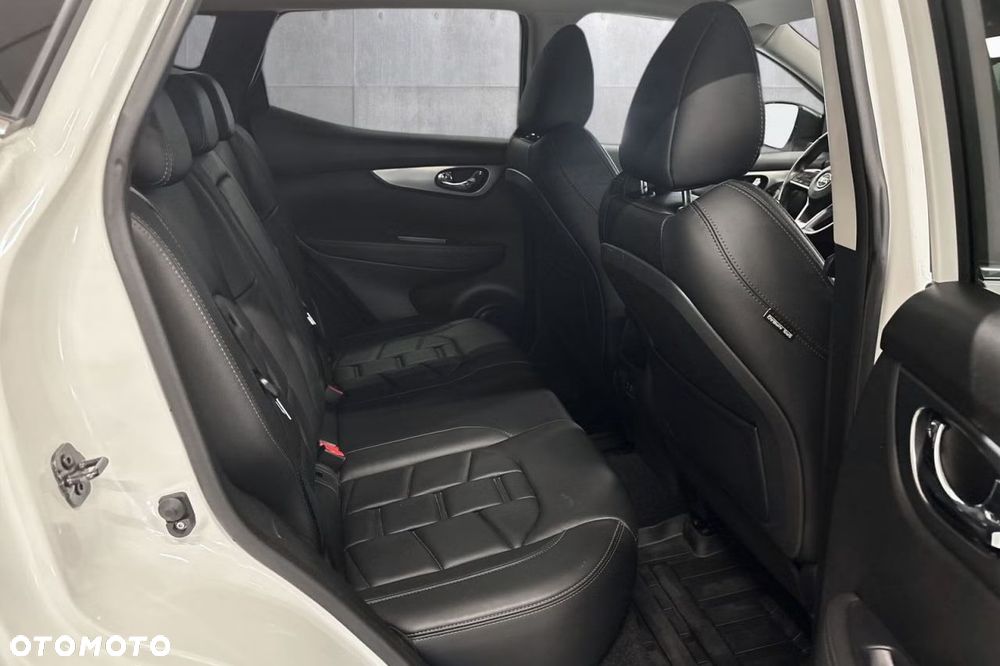 Nissan Qashqai 1.3 DIG-T MHEV Xtronic Tekna - 26
