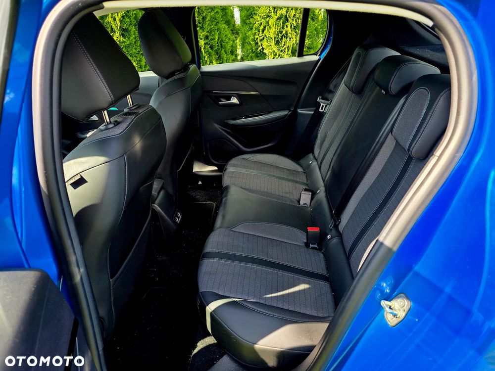 Peugeot 208 PureTech 130 EAT8 Allure - 18