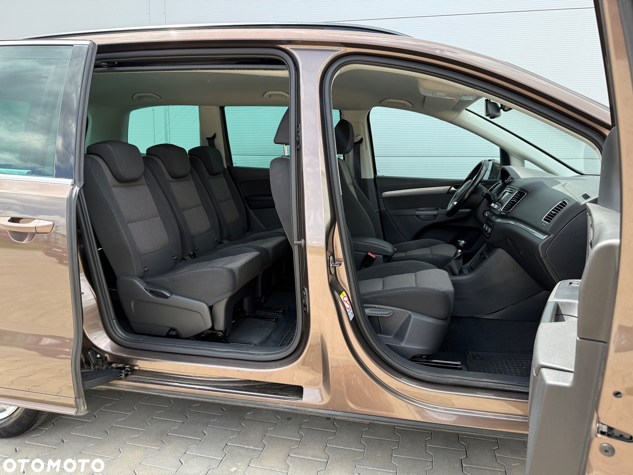 Volkswagen Sharan 2.0 TDI BlueMotion Technology Comfortline - 11