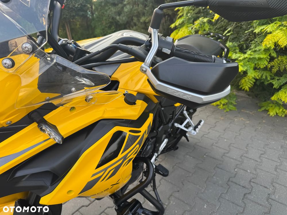 Benelli TRK 502X - 17