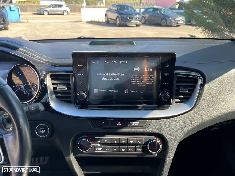 Kia Ceed SW 1.6 GDi PHEV Tech 6DCT - 28