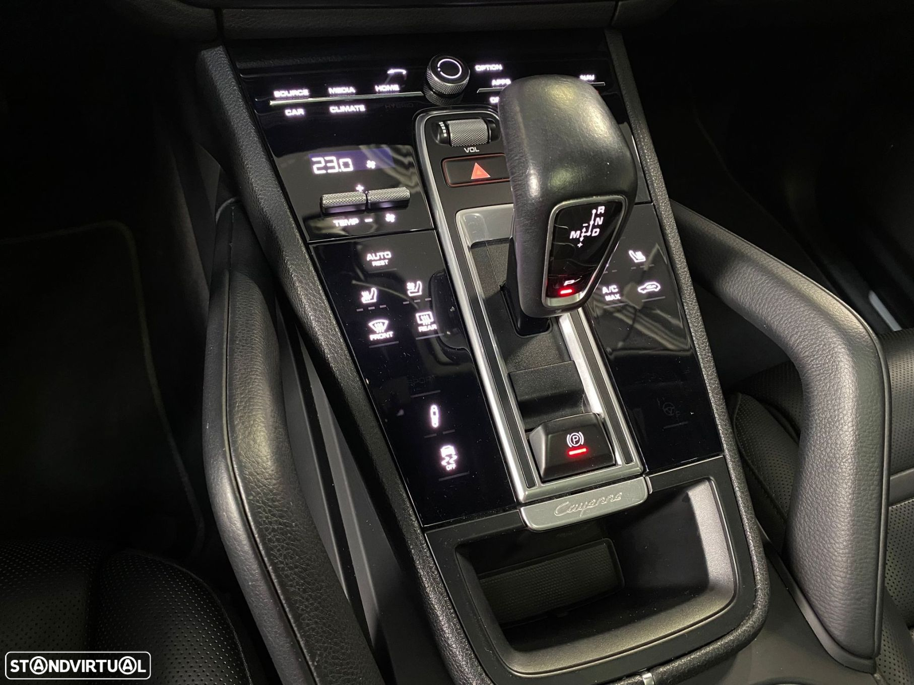 Porsche Cayenne Coupé Platinum Edition - 16