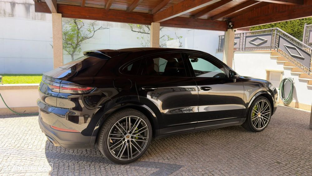 Porsche Cayenne E-Hybrid - 3