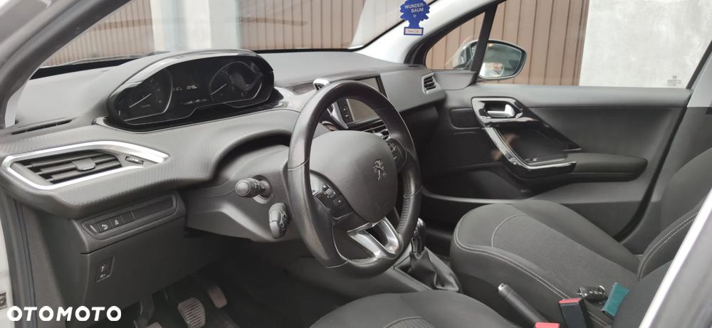 Peugeot 208 1.6 BlueHDi Active - 19