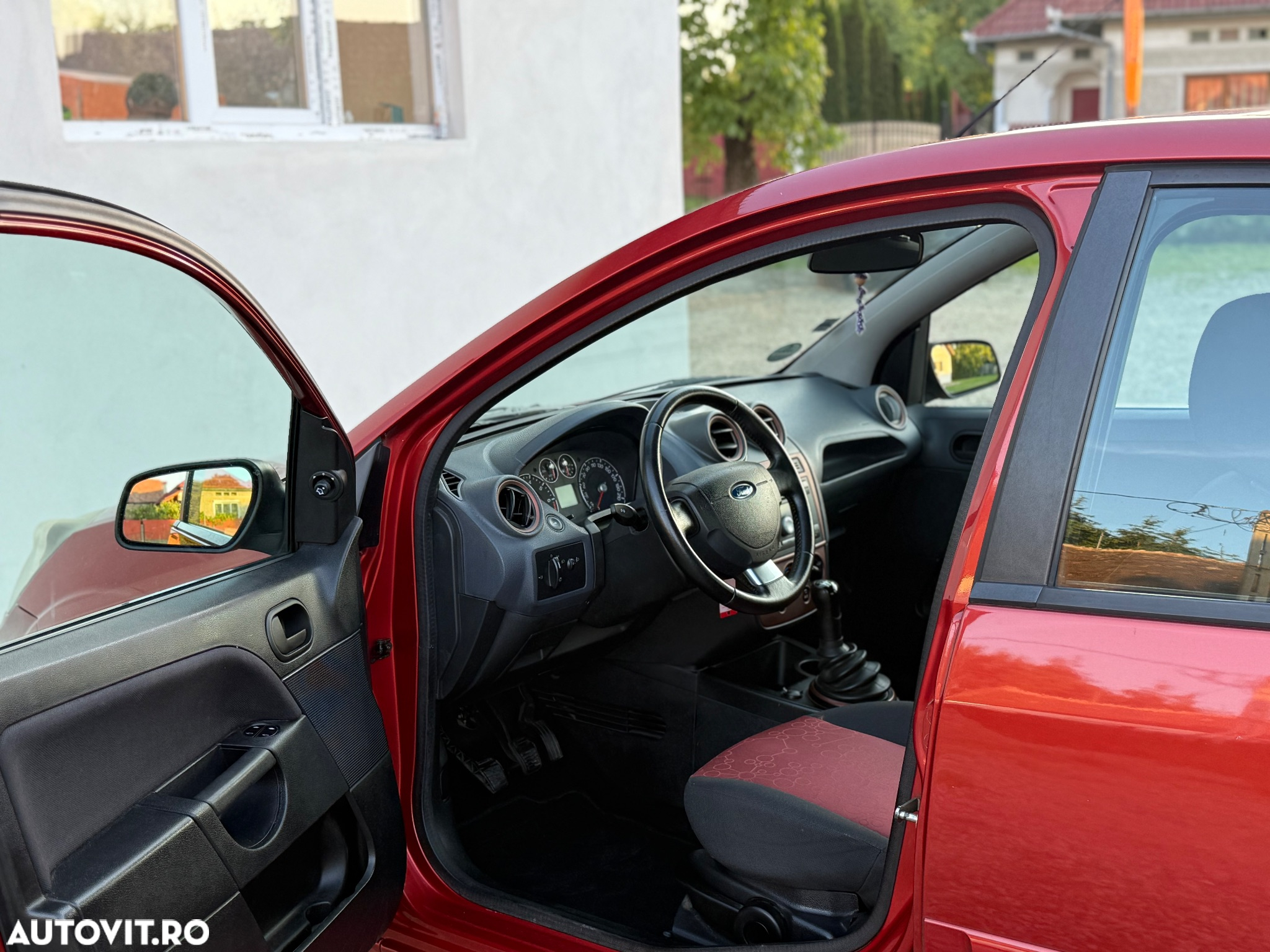 Ford Fiesta 1.4 Ambiente - 10