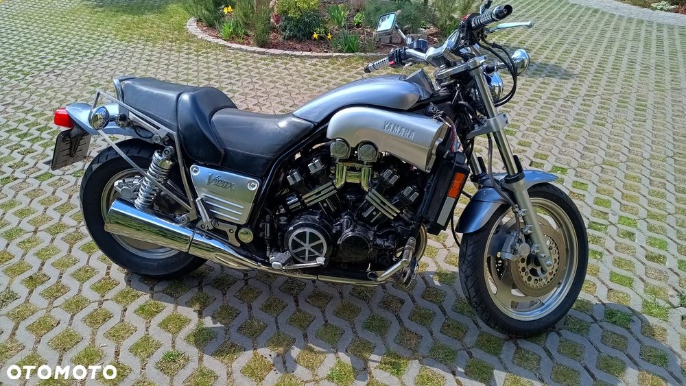 Yamaha V-MAX - 2