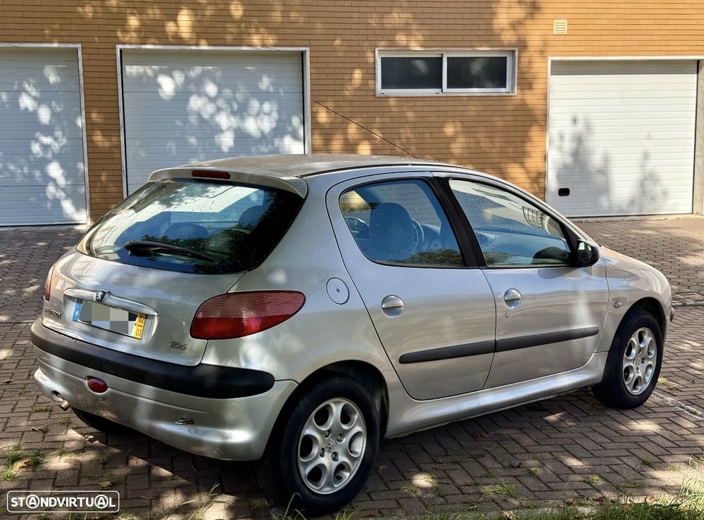 Peugeot 206 2002 photo 5