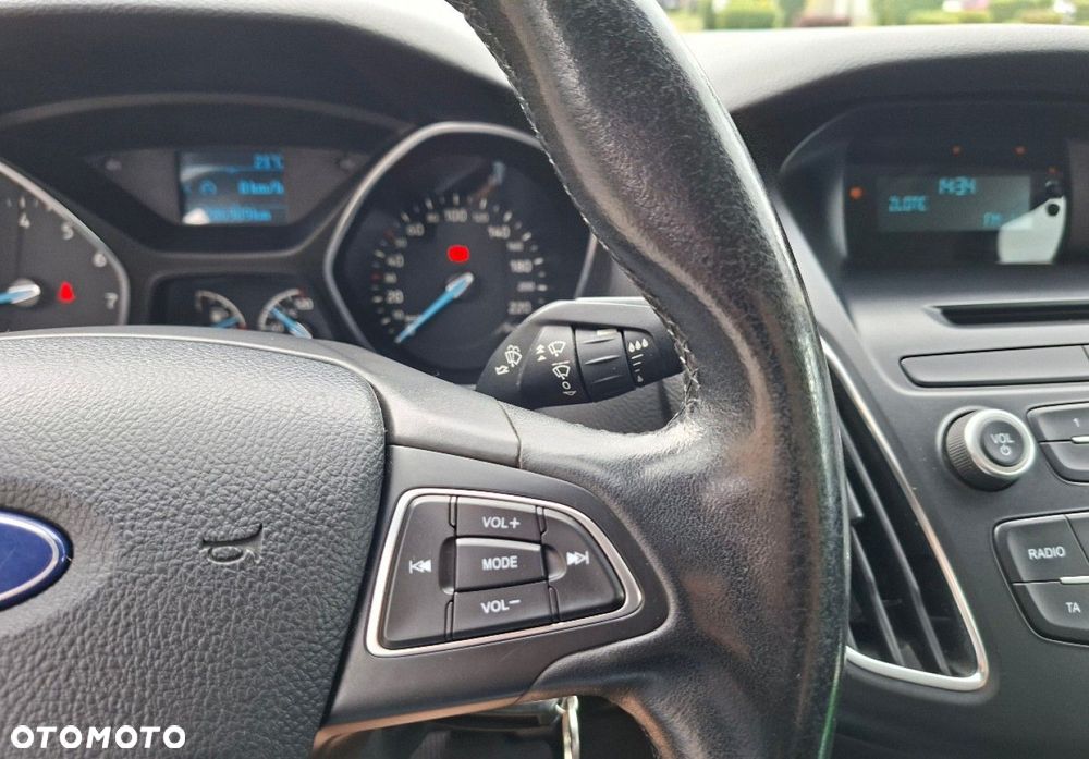 Ford Focus - 25