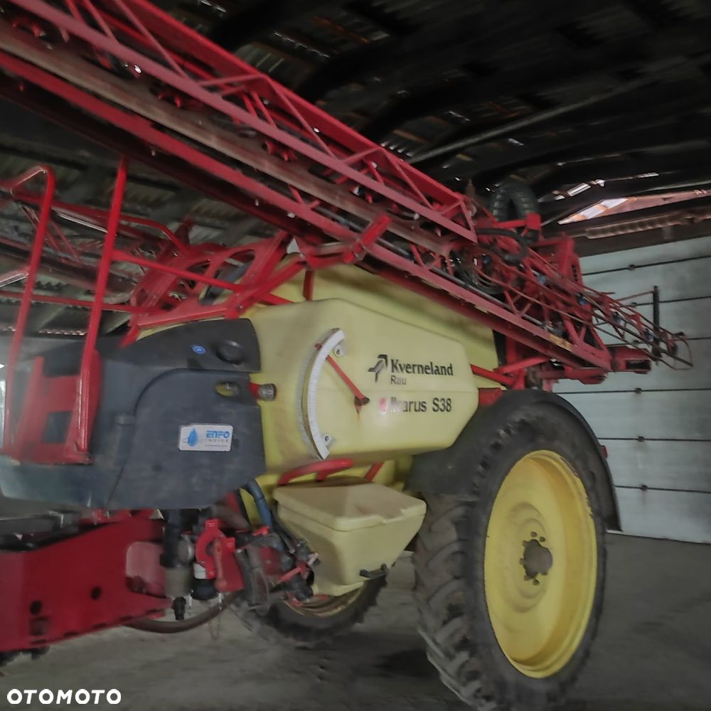Kverneland IKARUS S38 - 2