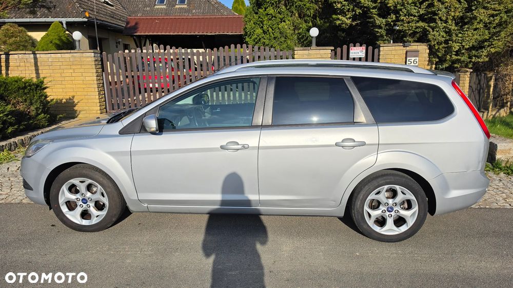 Ford Focus 1.6 Ambiente - 12