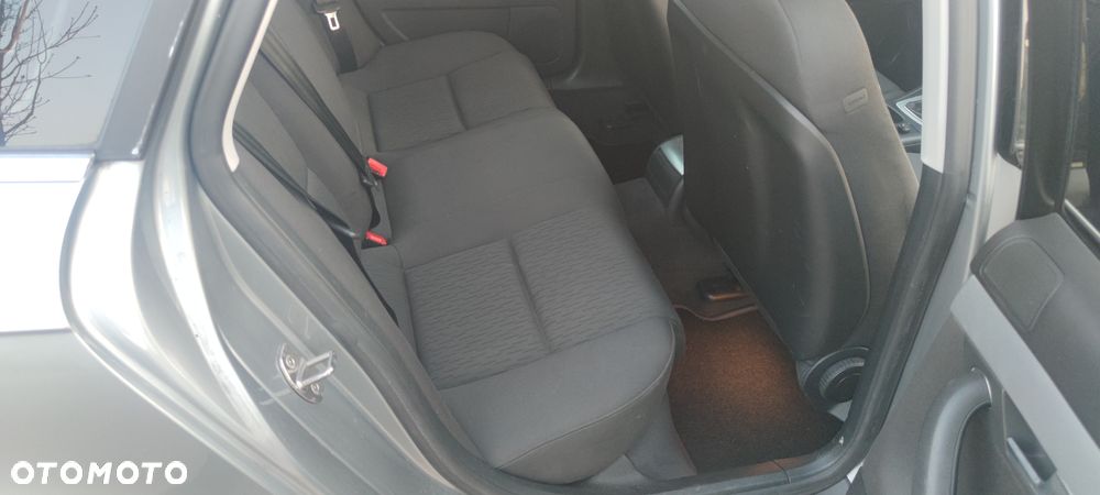 Audi A4 Avant 1.8 T - 21