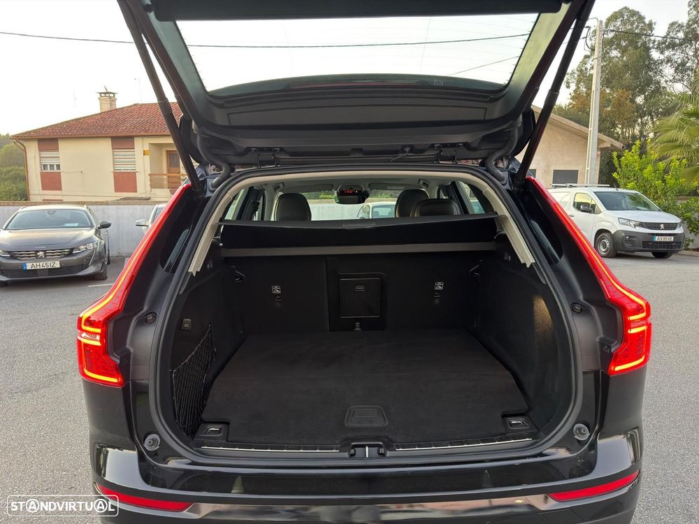 Volvo XC 60 2.0 T8 PHEV Momentum AWD - 6