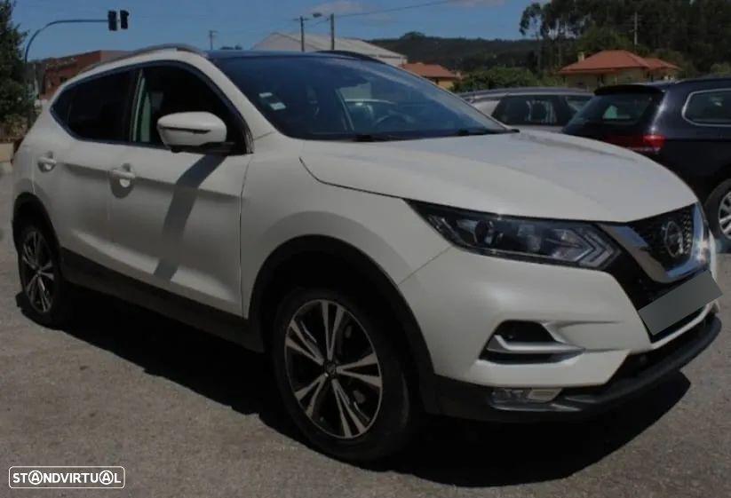 Nissan Qashqai 1.5 dCi N-Connecta - 1
