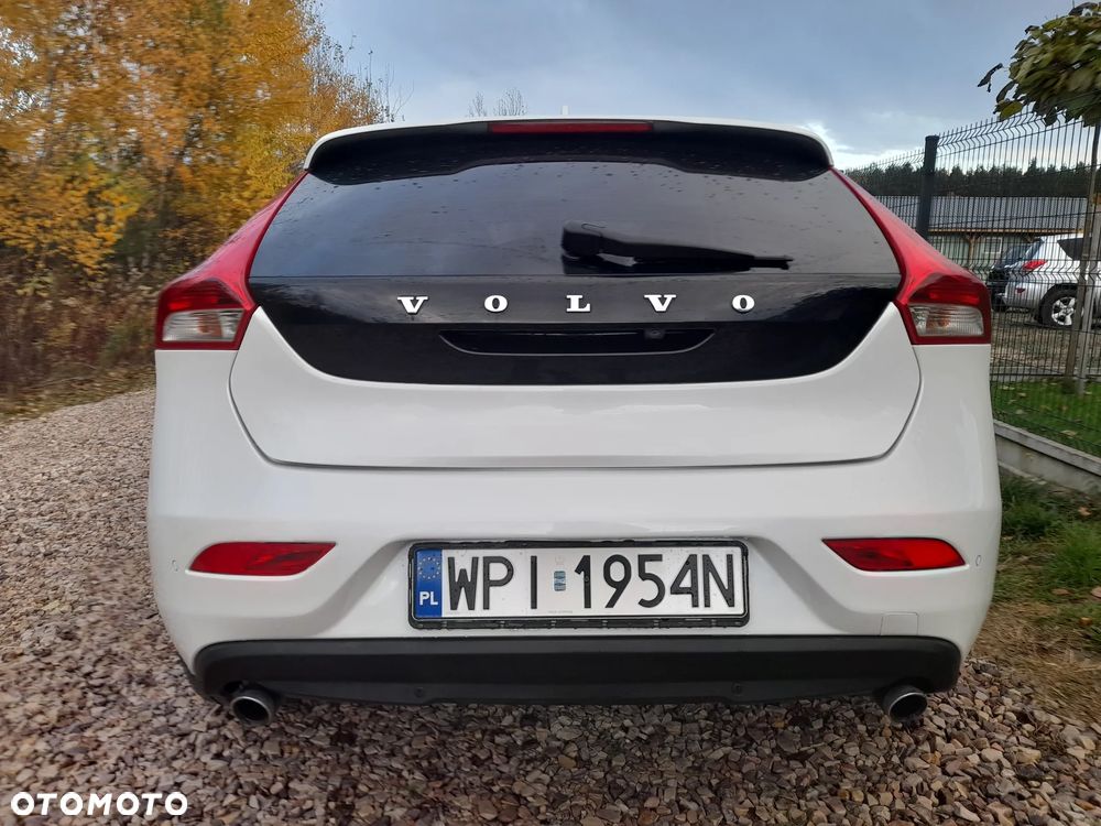 Volvo V40 D4 Ocean Race - 16