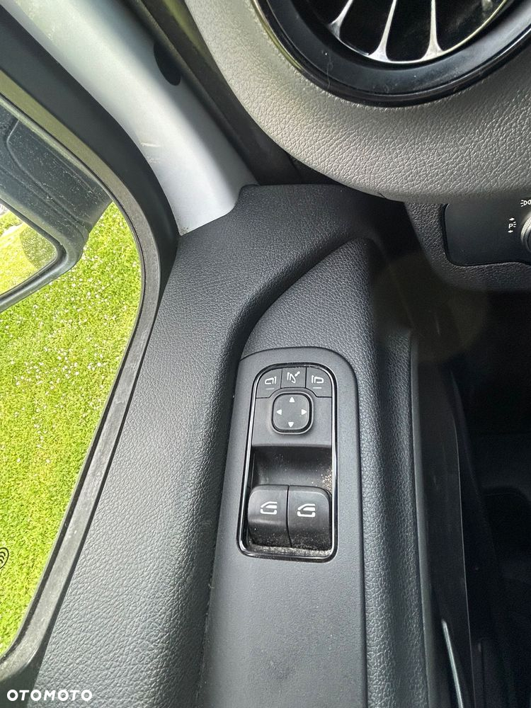 Mercedes-Benz Sprinter - 6