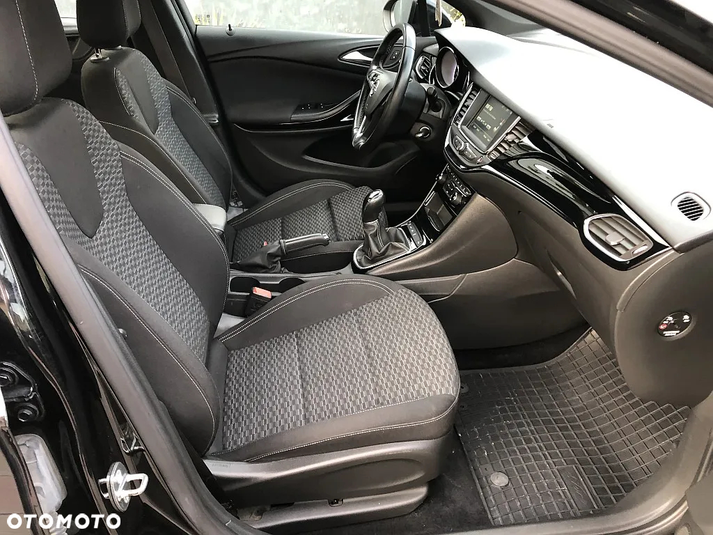 Opel Astra V 1.6 CDTI Dynamic - 37