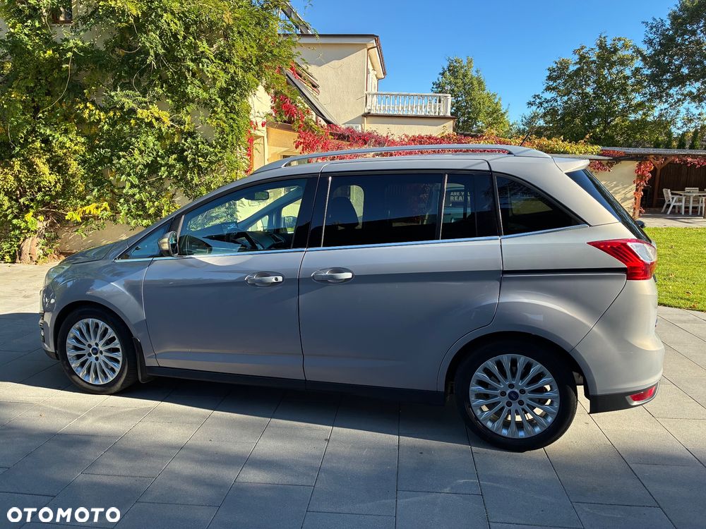 Ford Grand C-MAX - 14