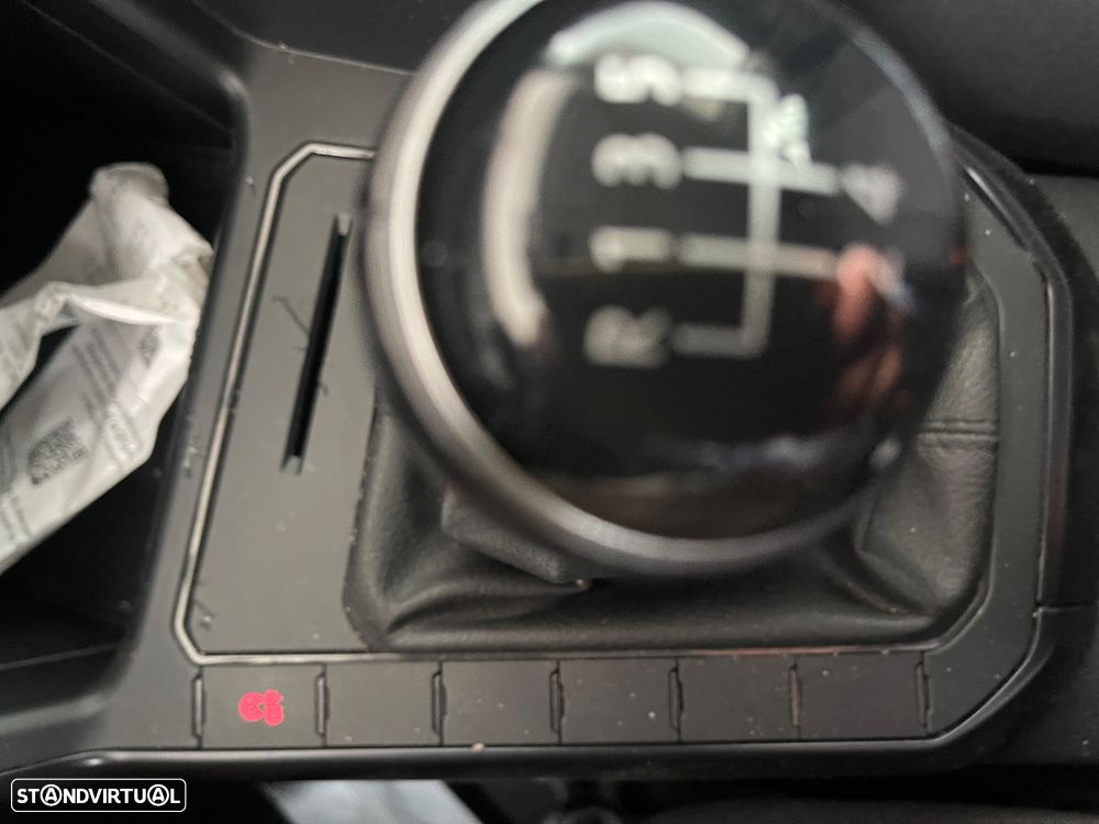 VW Polo 1.0 Trendline - 17