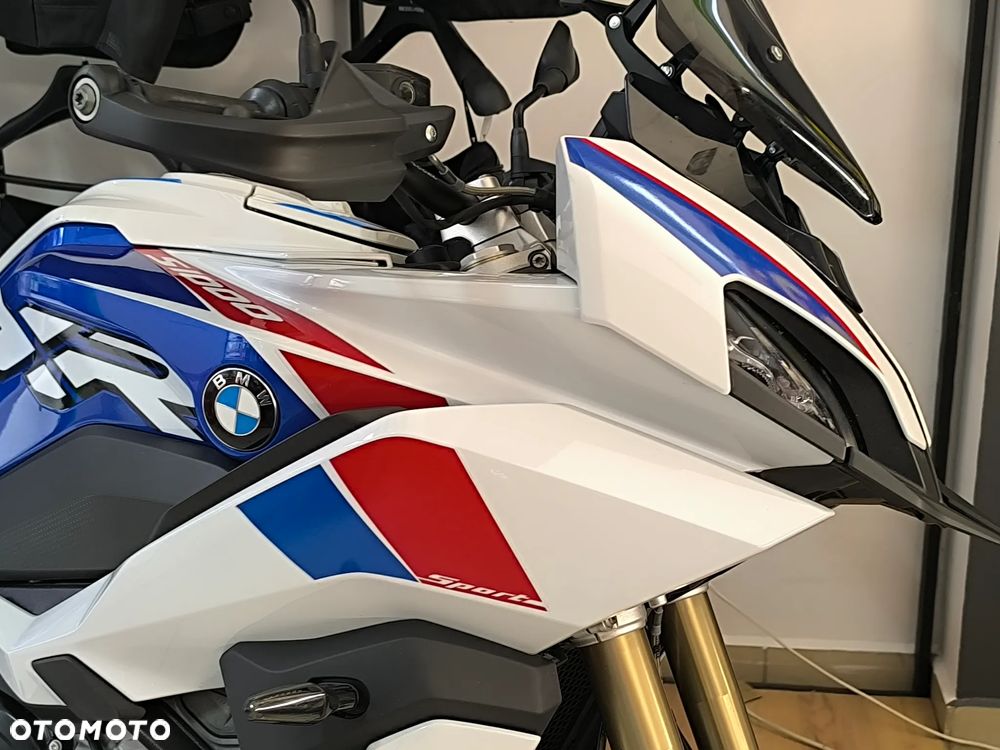 BMW XR - 15