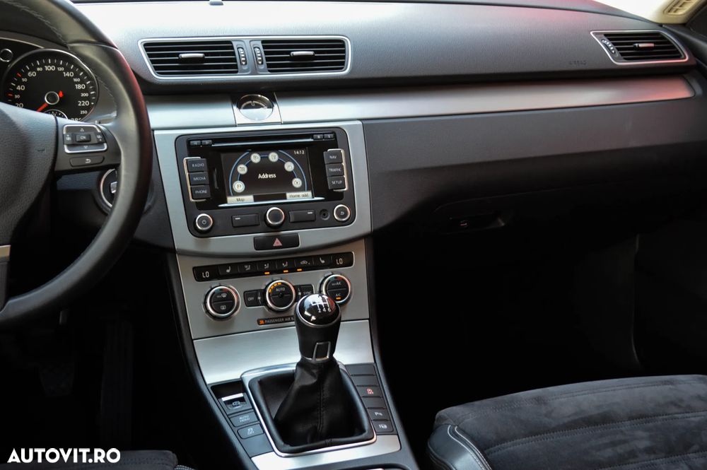 Volkswagen Passat CC 2.0 TDI BlueMotion Technology - 30