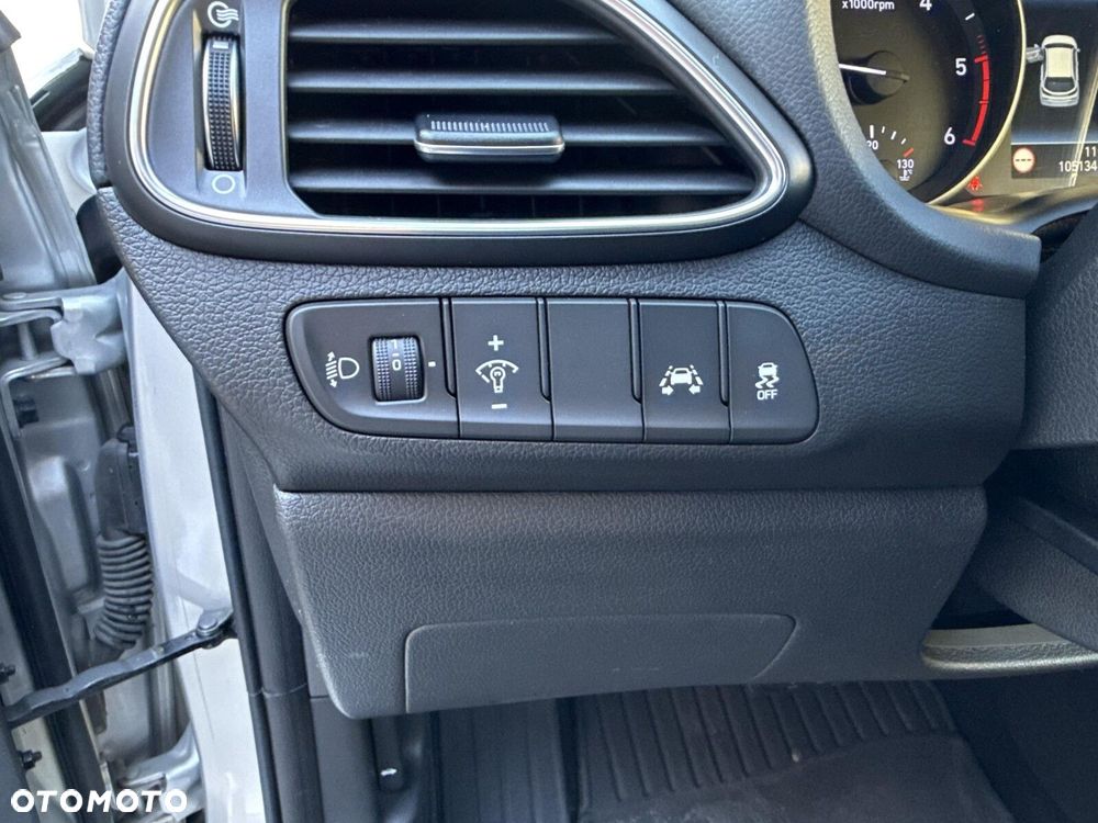 Hyundai i30 1.6 D Style DCT - 20