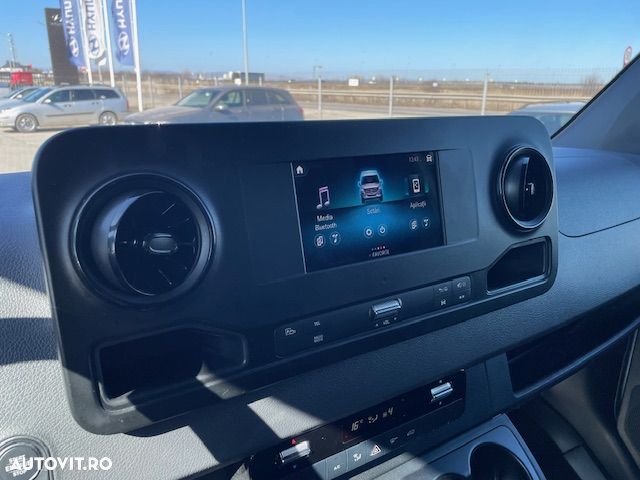 Mercedes-Benz Sprinter - 5