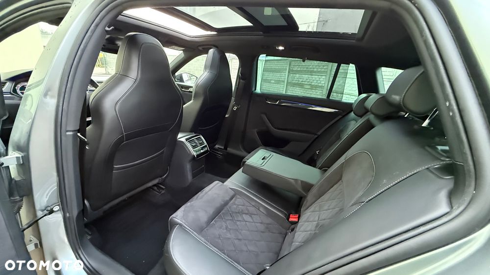 Skoda Superb 2.0 TDI 4x4 DSG SportLine - 35