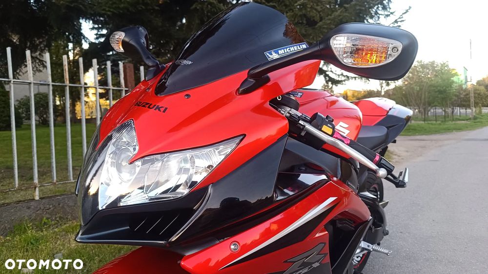 Suzuki GSX-R - 11