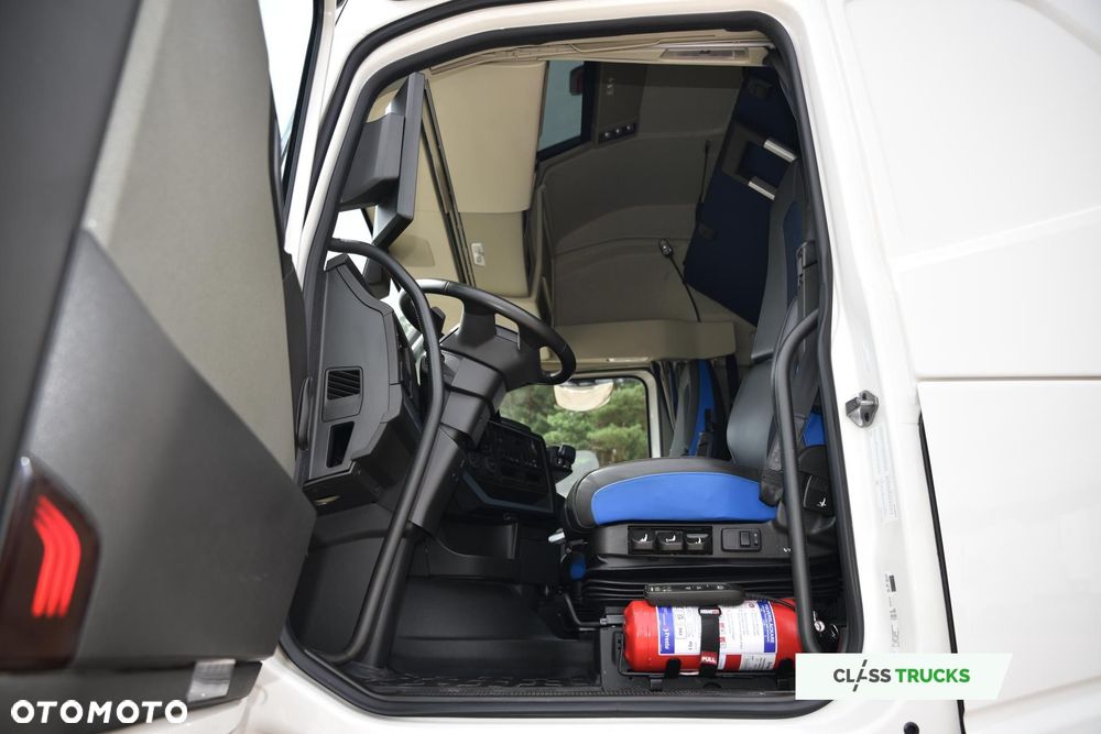 Volvo FH 460 AERO Globetrotter XL ACC i-Save I-ParkCool SideSkirts Mirror Cam - 9