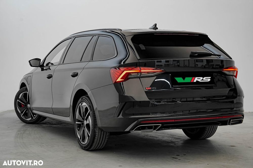 Skoda Octavia 1.4 TSI DSG RS First Edition - 16