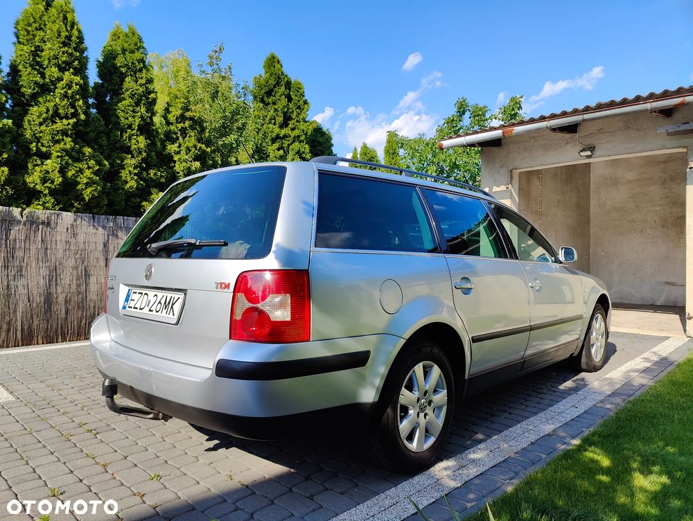 Volkswagen Passat 1.9 TDI Comfortline - 7