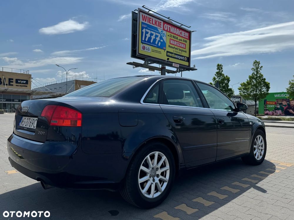 Audi A4 Limousine 2.0T FSI - 2