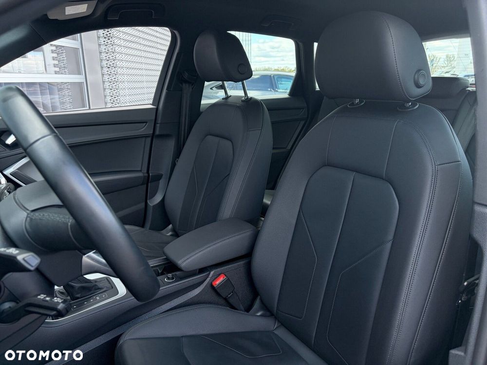 Audi Q3 - 13