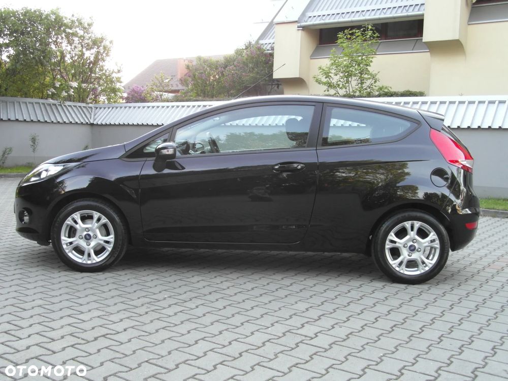 Ford Fiesta 1.25 Champions Edition - 3