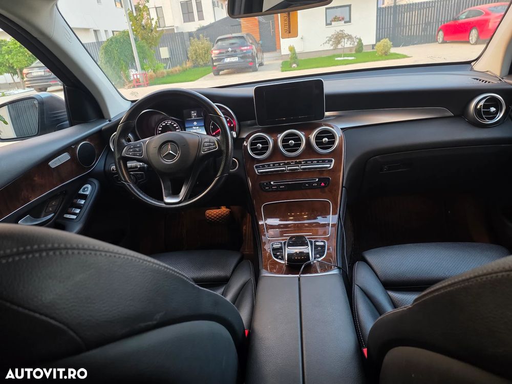 Mercedes-Benz GLC 250 d 4MATIC 9G-TRONIC - 11