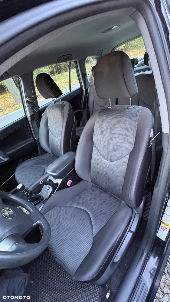 Toyota RAV4 2.2 D-4D 4x4 - 6