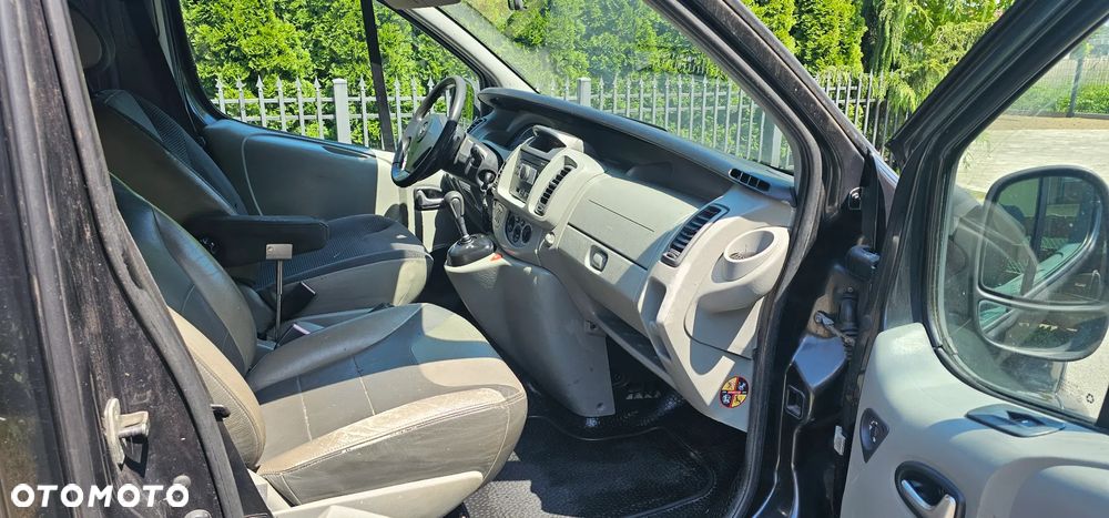 Opel VIVARO - 11