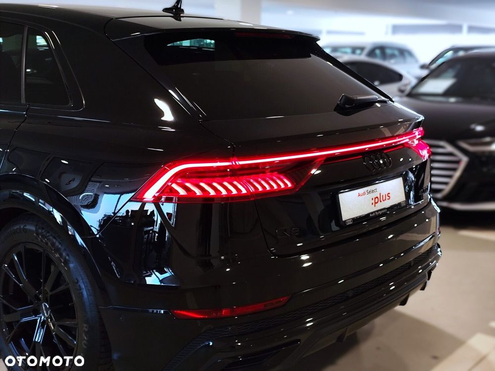 Audi Q8 - 10