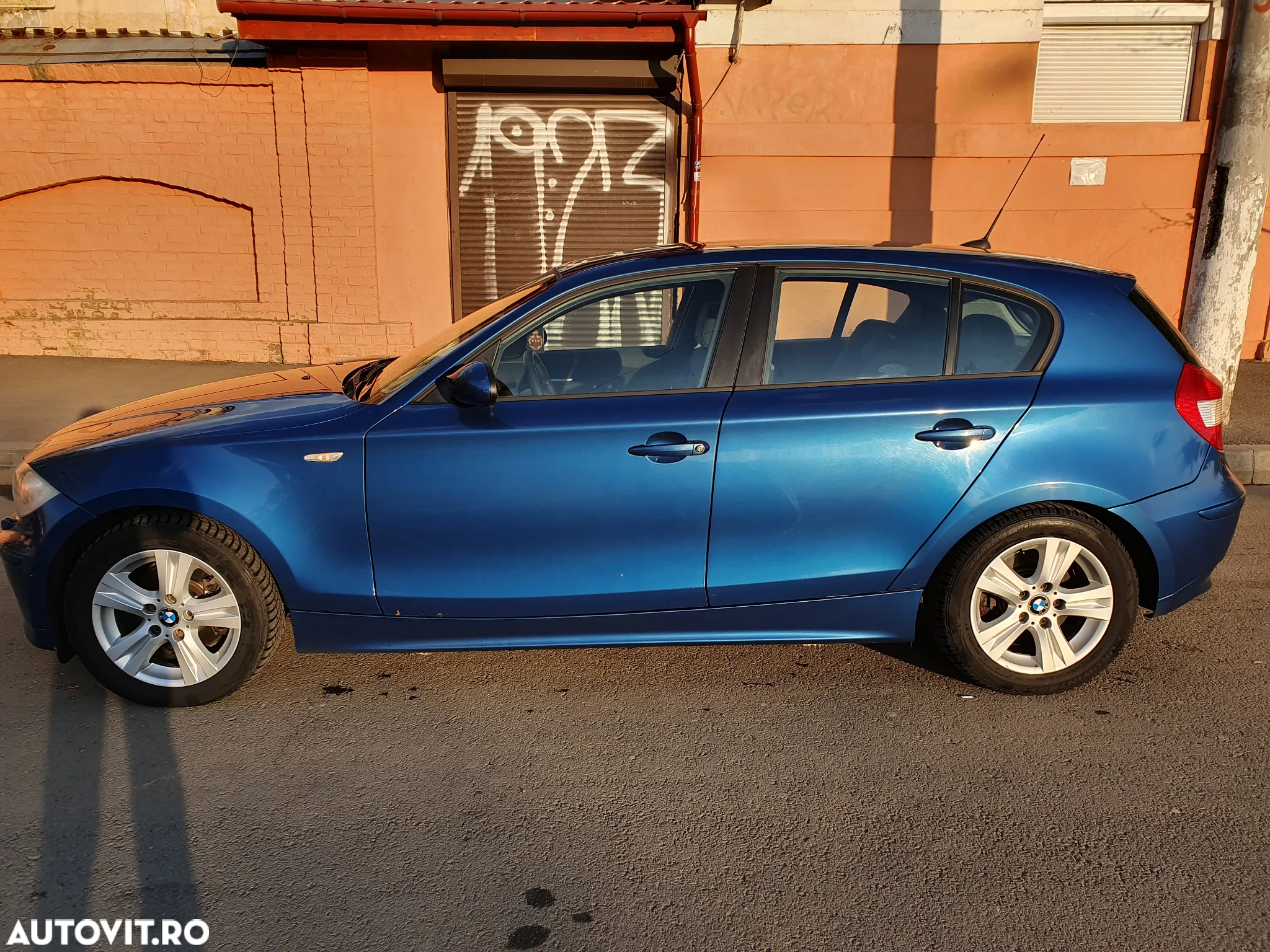 BMW Seria 1 120d DPF Aut. - 4
