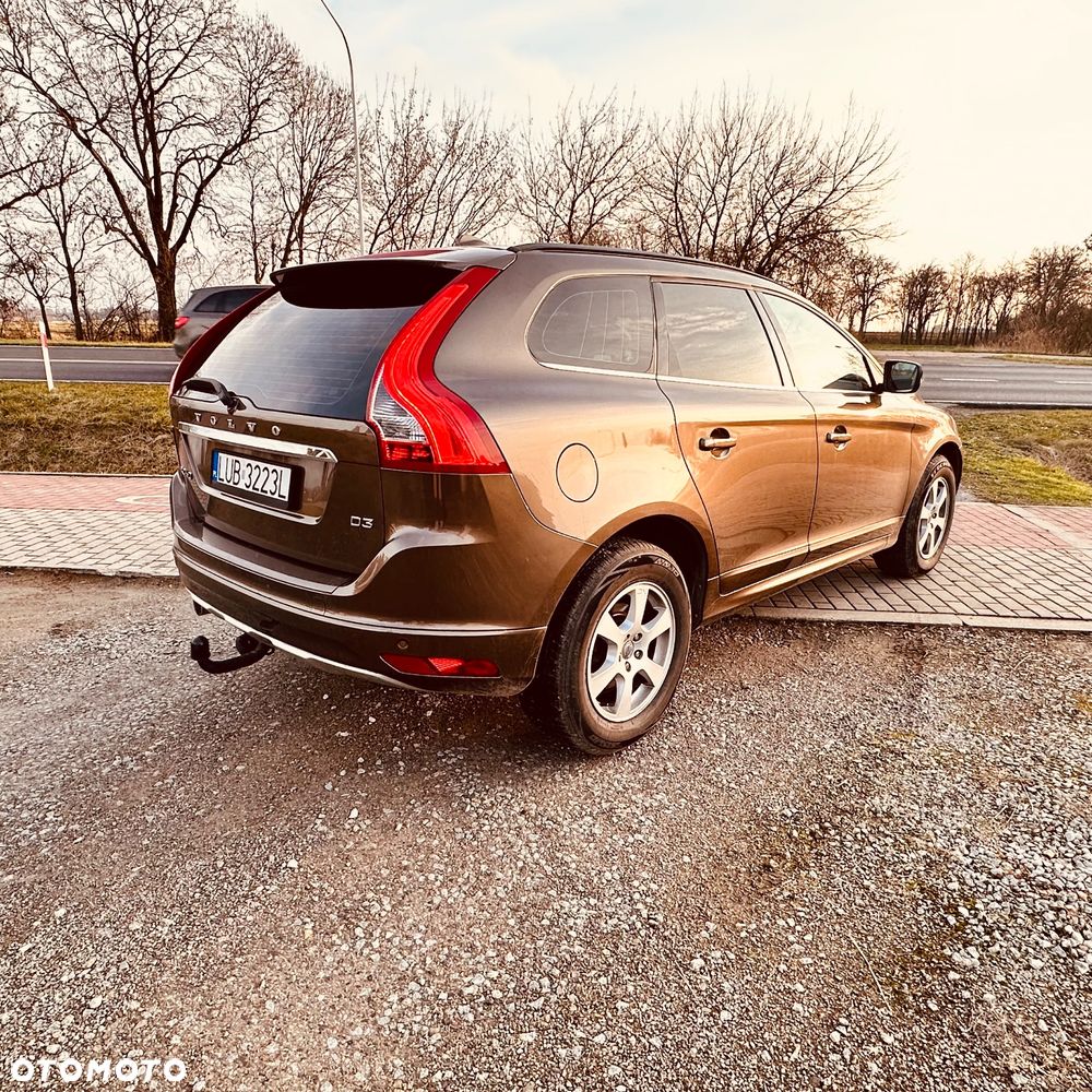 Volvo XC 60 D3 Momentum - 11