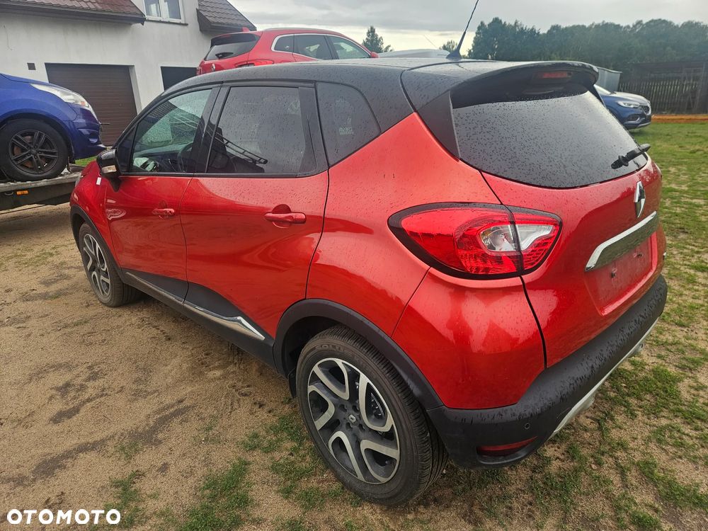 Renault Captur ENERGY TCe 120 EDC Elysee - 4