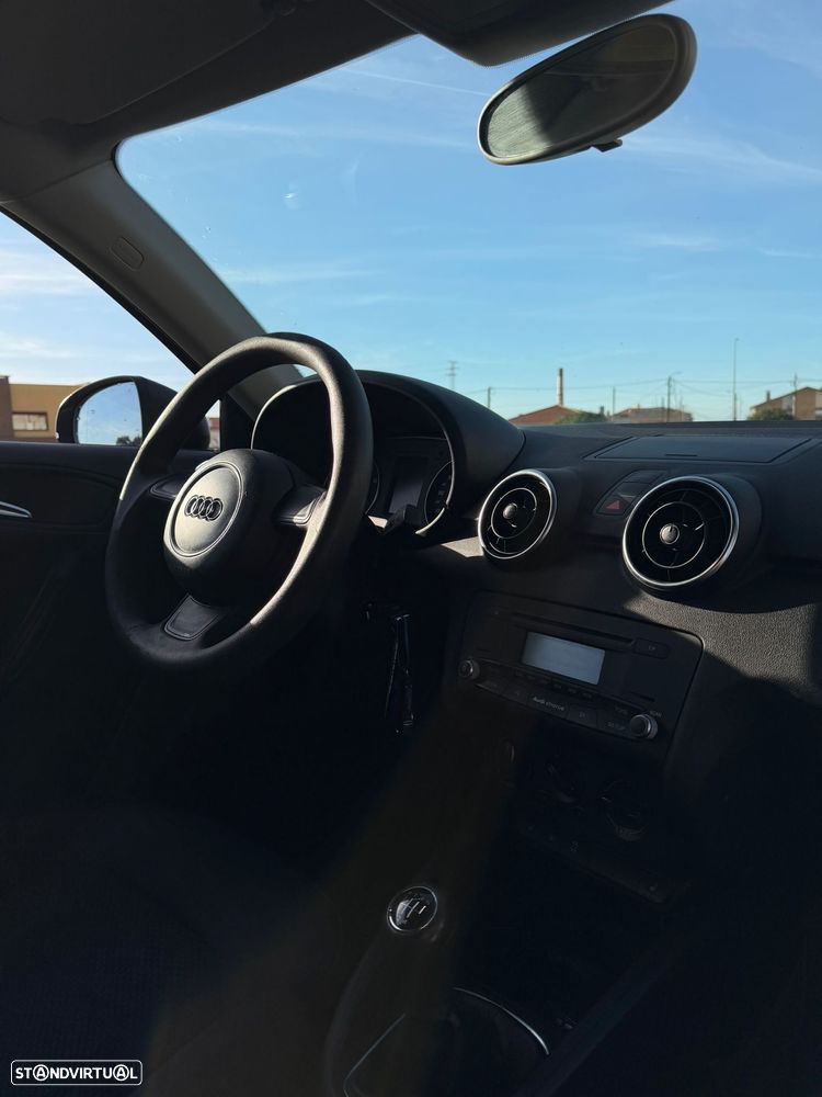 Audi A1 1.2 TFSI Ambition - 4