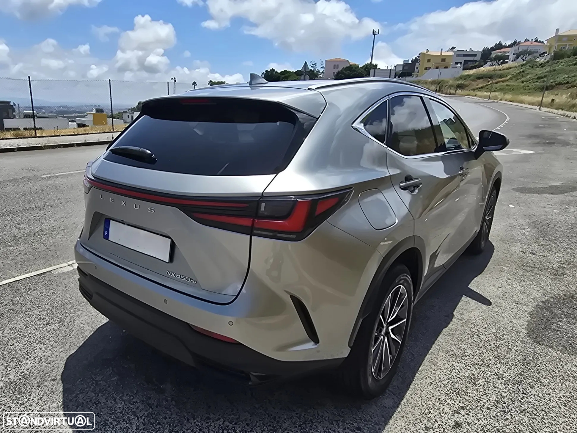 Lexus NX 450h+ Executive+ - 3