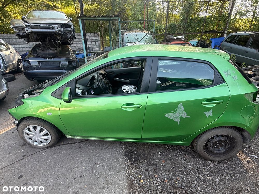 Mazda 2 DEMIO De DH III na części - 6