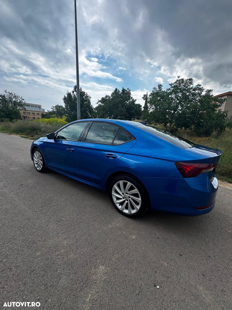 Skoda Octavia 2.0 TDI DSG Ambition - 2