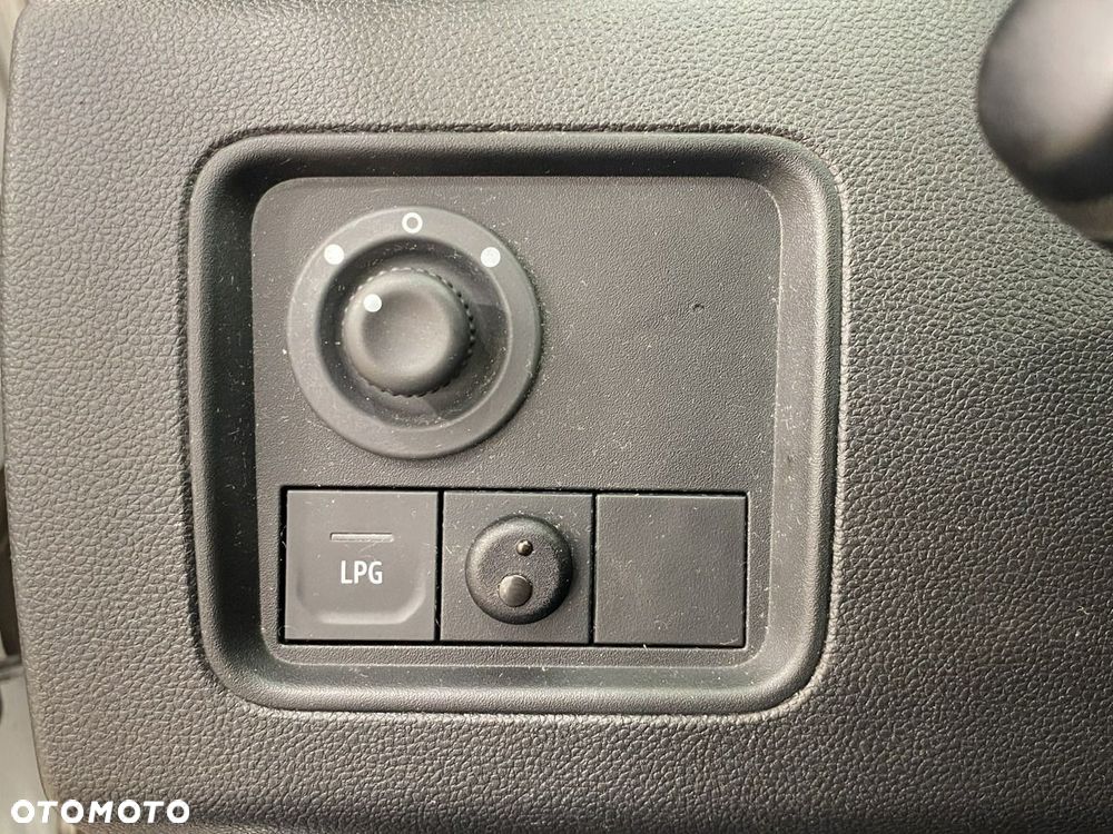 Dacia Duster - 28