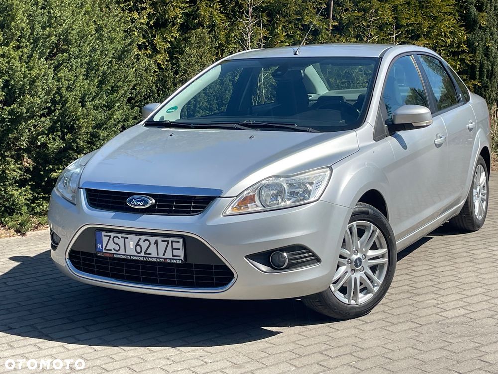 Ford Focus 1.6 Ghia - 13